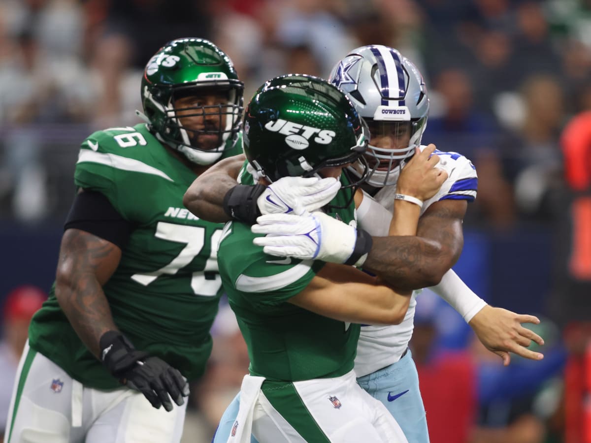 Dallas Cowboys' Micah Parsons: Shoulder Injury, Bets on Black (Uniforms),  Gets A Sack - FanNation Dallas Cowboys News, Analysis and More