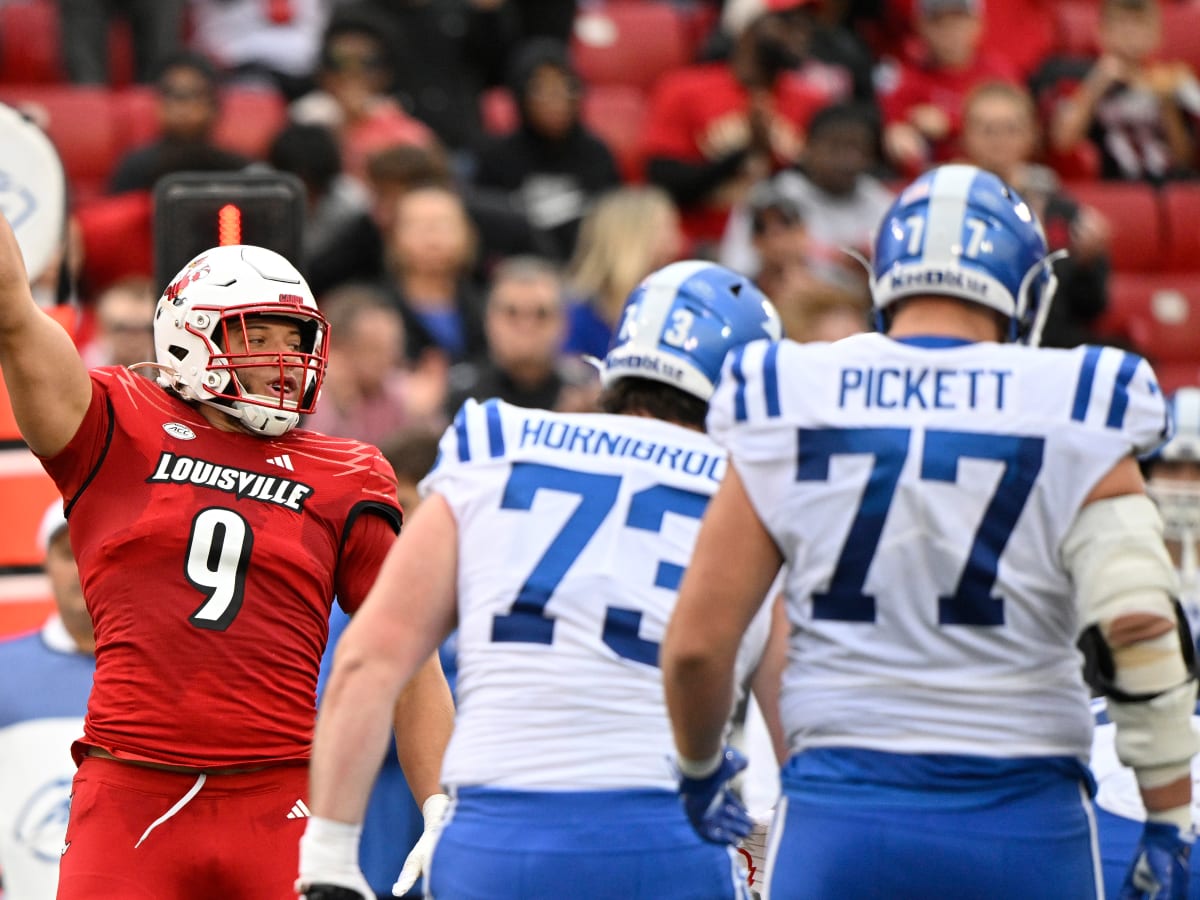 Louisville Football Slides Down Week Eight AP Top 25 Poll - Sports  Illustrated Louisville Cardinals News, Analysis and More