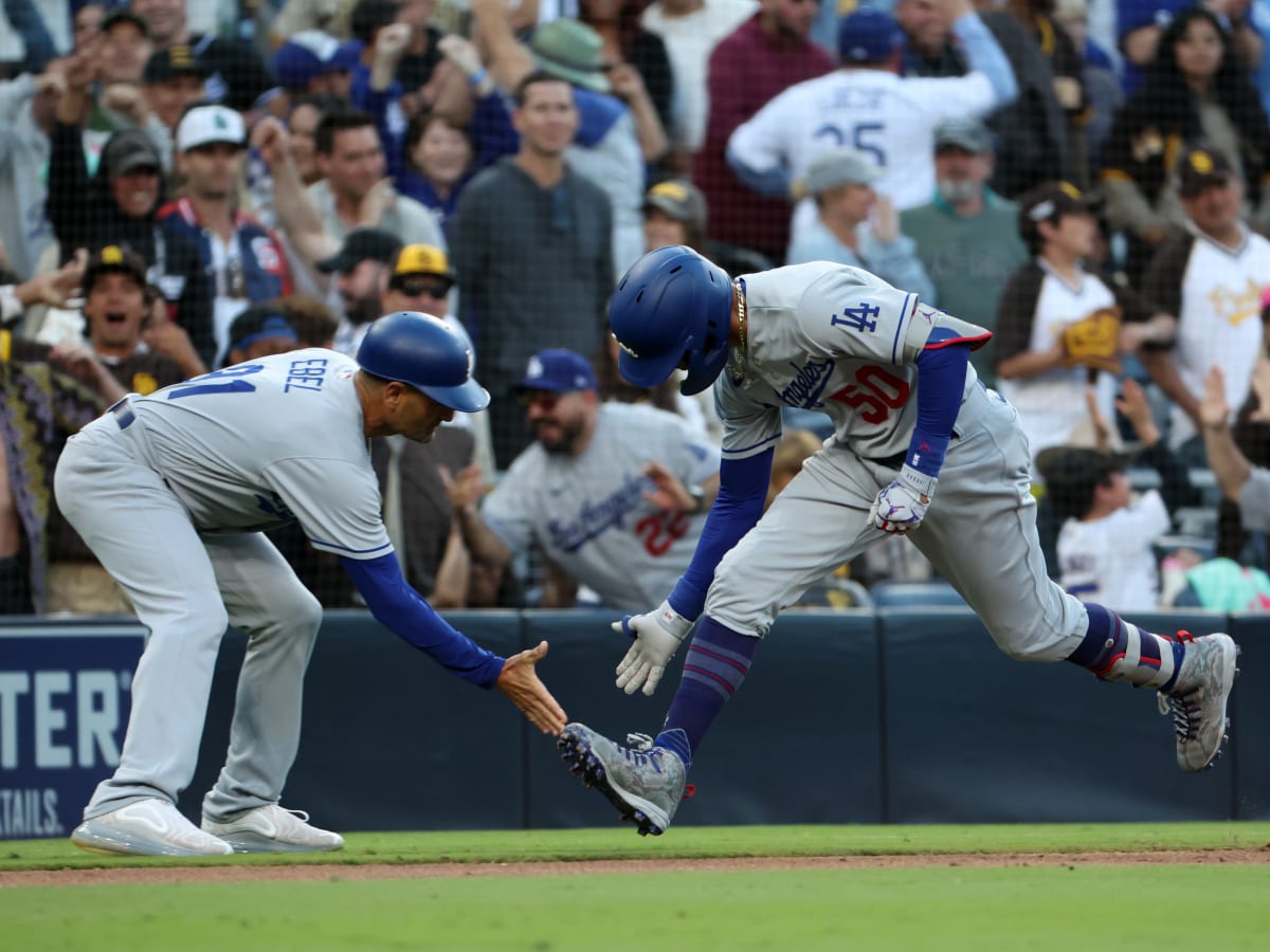 Mookie Betts Leads Dodgers to Victory in Air Jordan Cleats - Sports  Illustrated FanNation Kicks News, Analysis and More