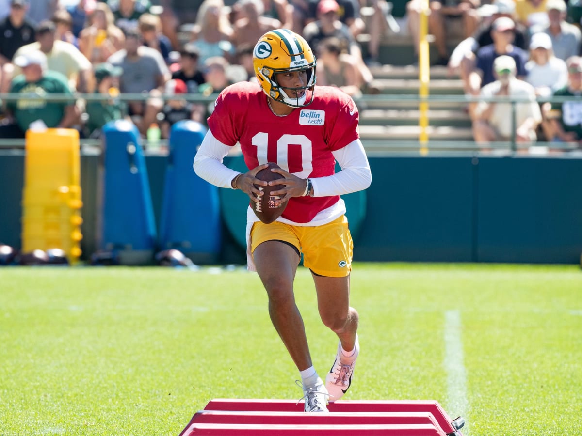 Packers 2023 Training Camp Preview: De'Vondre Campbell and Inside  Linebackers - Sports Illustrated Green Bay Packers News, Analysis and More