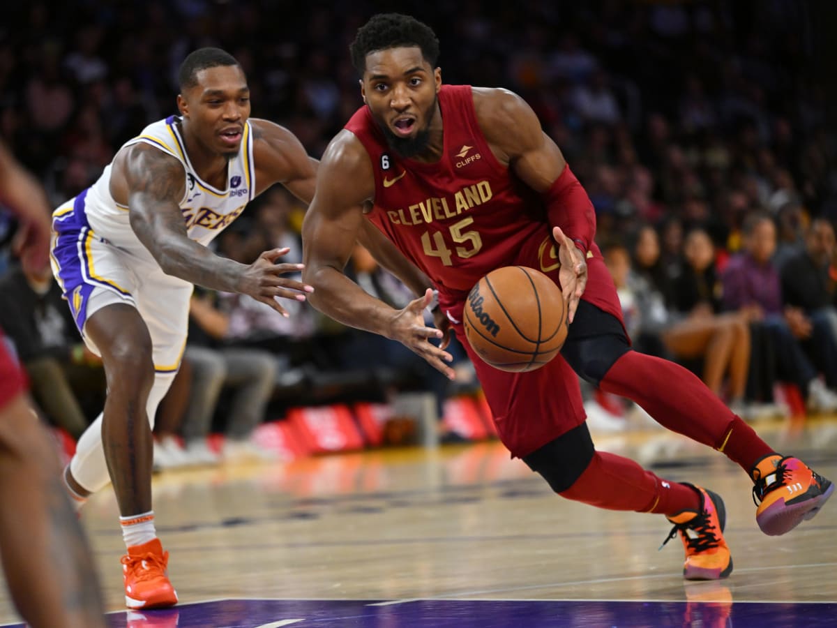 No Donovan Mitchell, but Cavs rout Rockets behind Darius Garland