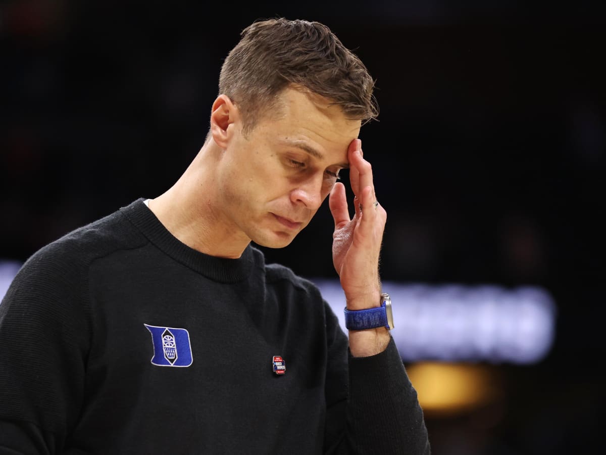 Duke Basketball: Jon Scheyer Takes Issue With Transfer Rule - Sports  Illustrated Duke Blue Devils News, Analysis and More