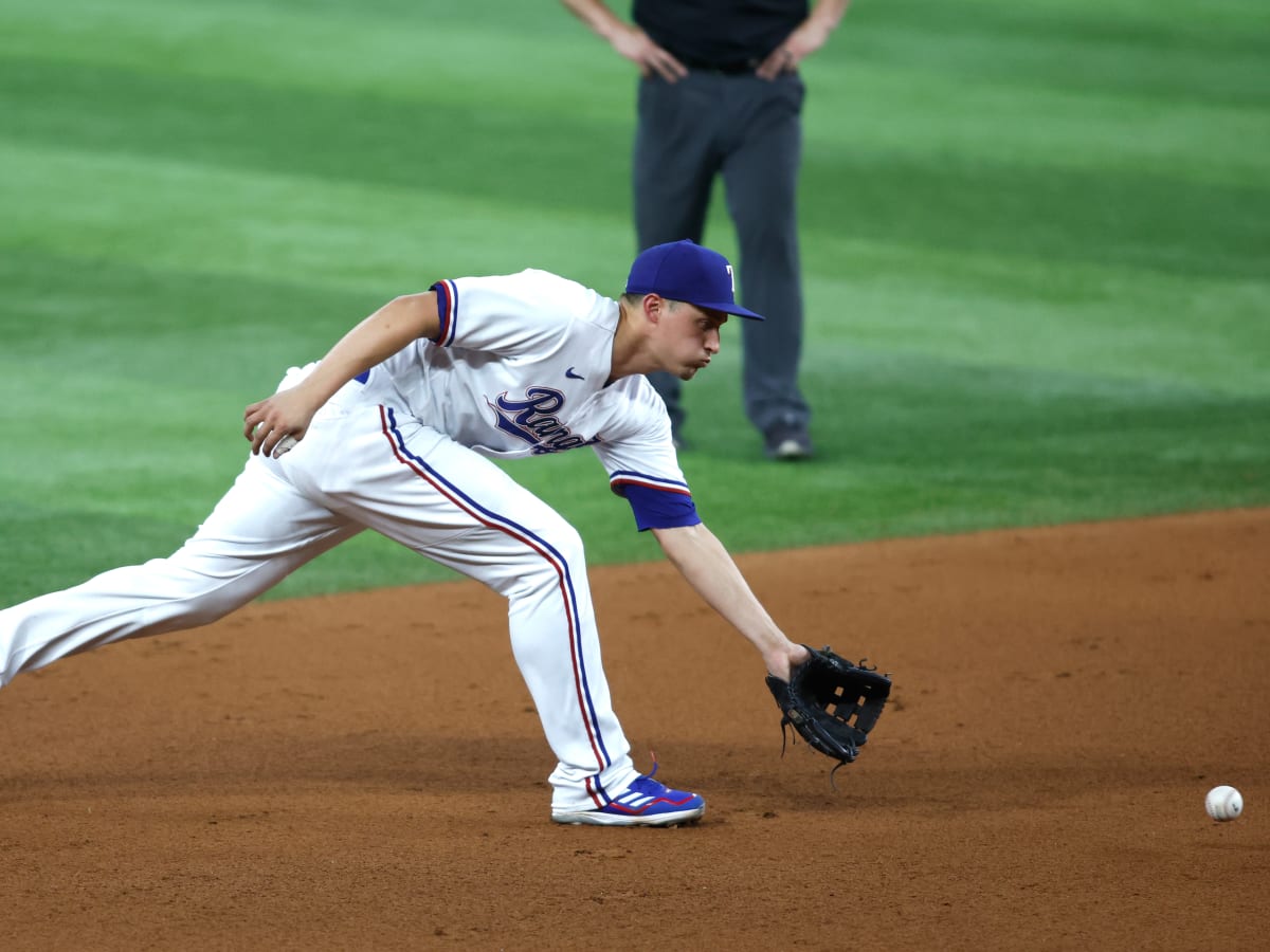 Rangers Shortstop Corey Seager Leaves Game With Injury - Sports Illustrated  Texas Rangers News, Analysis and More