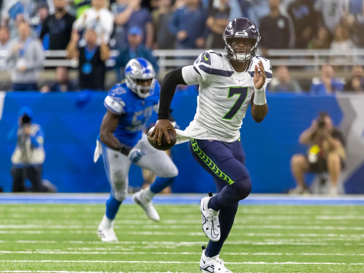 Seahawks PR] Geno Smith has the 3rd longest streak ever of games with a 60+  completion percentage and 80+ passer rating to start a season. The two QB's  who hold longer streaks