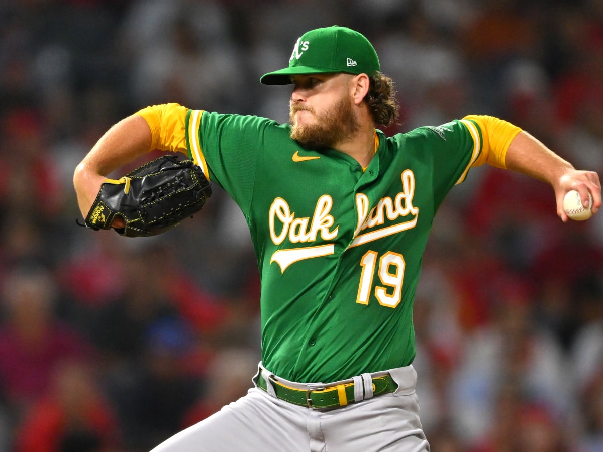 Oakland A's on X: Welcome to the Green and Gold, Darell! We've traded LHP  Cole Irvin and RHP Kyle Virbitsky to the Baltimore Orioles for INF Darell  Hernaiz.  / X