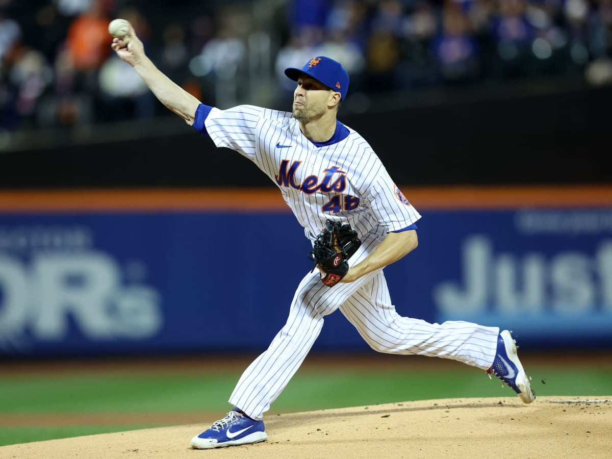 MLB on X: A Texas-sized move. Rangers, RHP Jacob deGrom agree to 5-year  deal.  / X