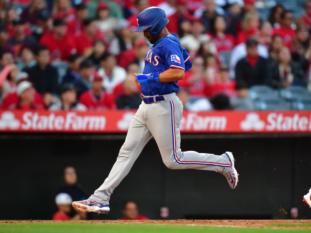 Texas Rangers Nathaniel Lowe Named American League Player of The Week -  Sports Illustrated Texas Rangers News, Analysis and More