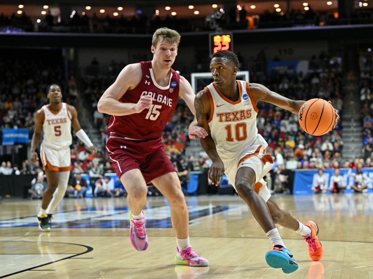 Texas Longhorns men's basketball: Hot shooting leads to blow out