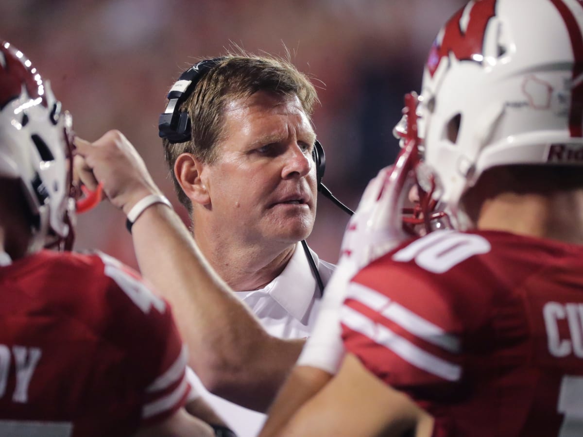 Wisconsin football assistant coach profiles: tight ends coach Chris Haering  - Sports Illustrated Wisconsin Badgers News, Analysis and More