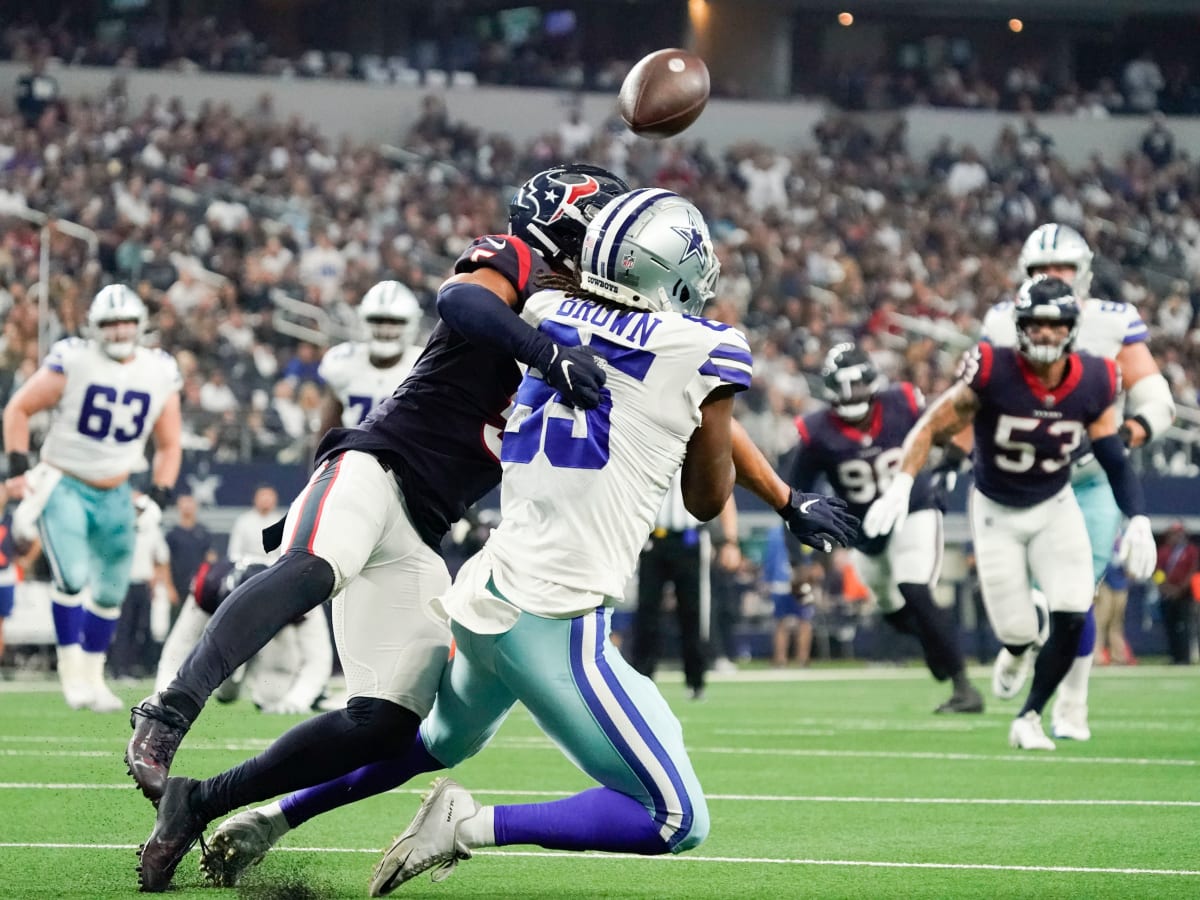 Texans throw wrinkle at Cowboys, can't close in 27-23 loss