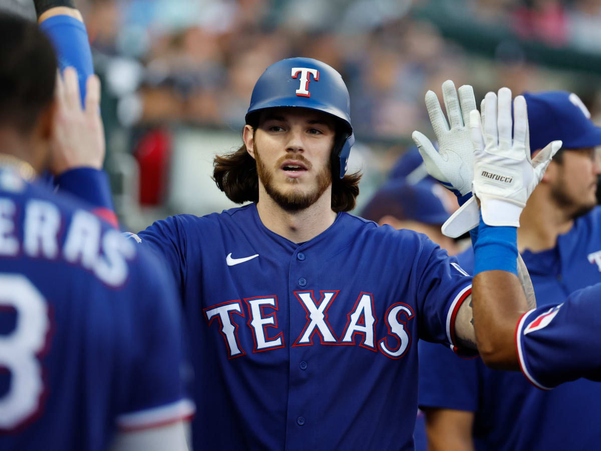 Texas Rangers Catcher Jonah Heim Catches Foul Tip with Bare Hand - Sports  Illustrated Texas Rangers News, Analysis and More