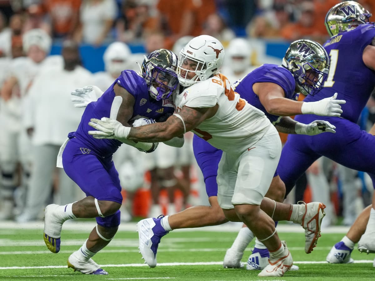 Texas DT Byron Murphy named to the 'Freaks List 2023' - Burnt