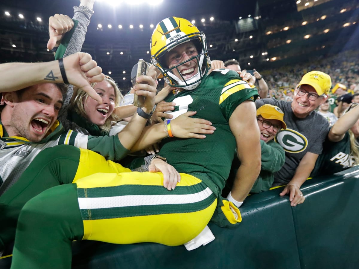 Packers Down to Three Quarterbacks After Releasing Danny Etling