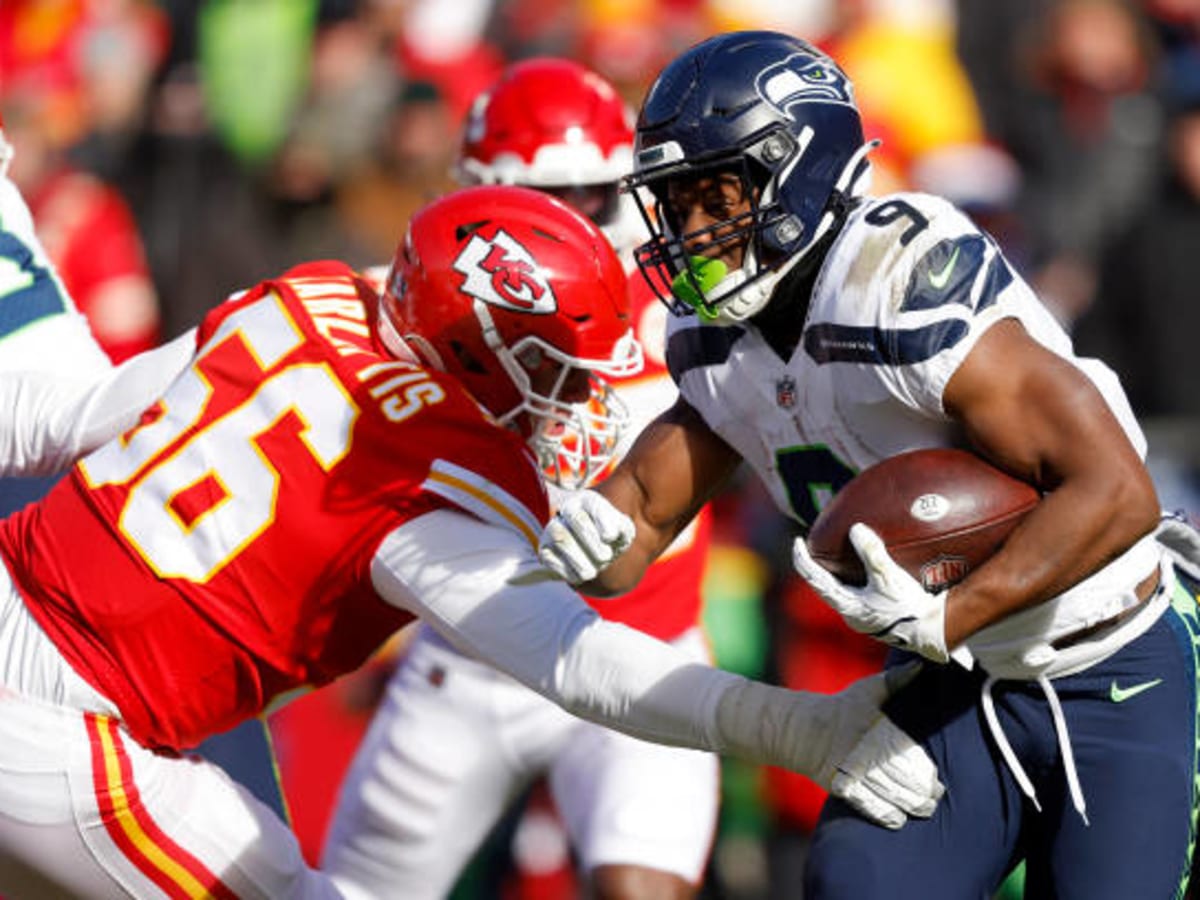 Seattle Seahawks RB Kenneth Walker III: Even Better in Year Two? - Sports  Illustrated Seattle Seahawks News, Analysis and More