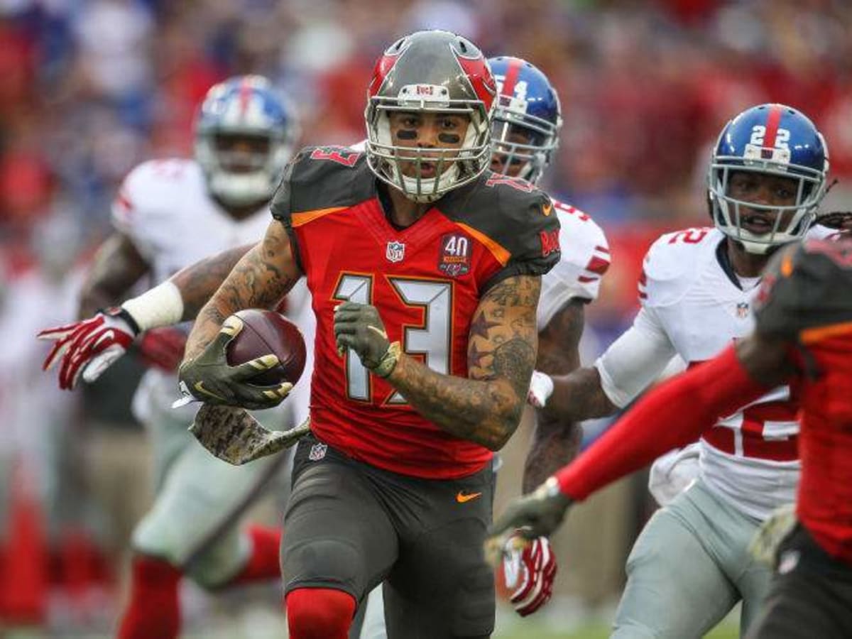 Mike Evans ties Mike Alstott for most total TDs in Bucs history