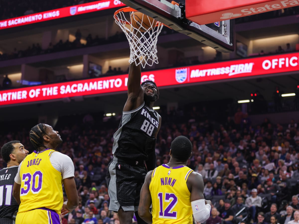 3 Intriguing Landing Spots for Kings' Recently Waived Neemias
