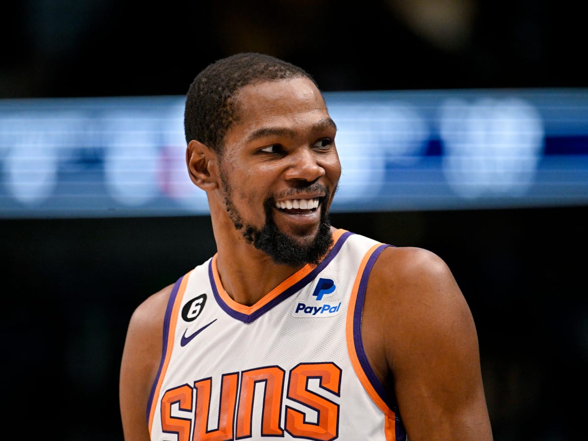 Kevin Durant Signs Lifetime Contract with Nike