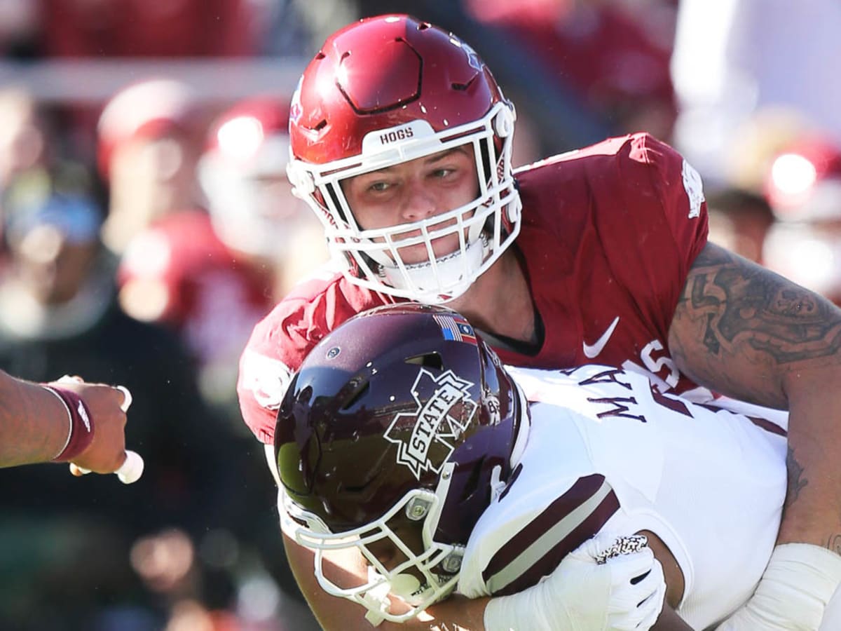 Washington DT John Ridgeway goes viral for his crazy wrestling tackle