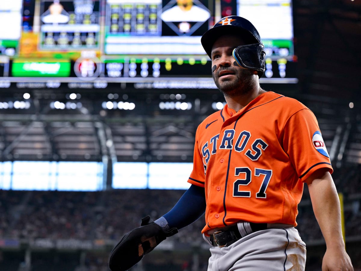 Altuve to Play With CC Hooks This Week As Part of Rehab