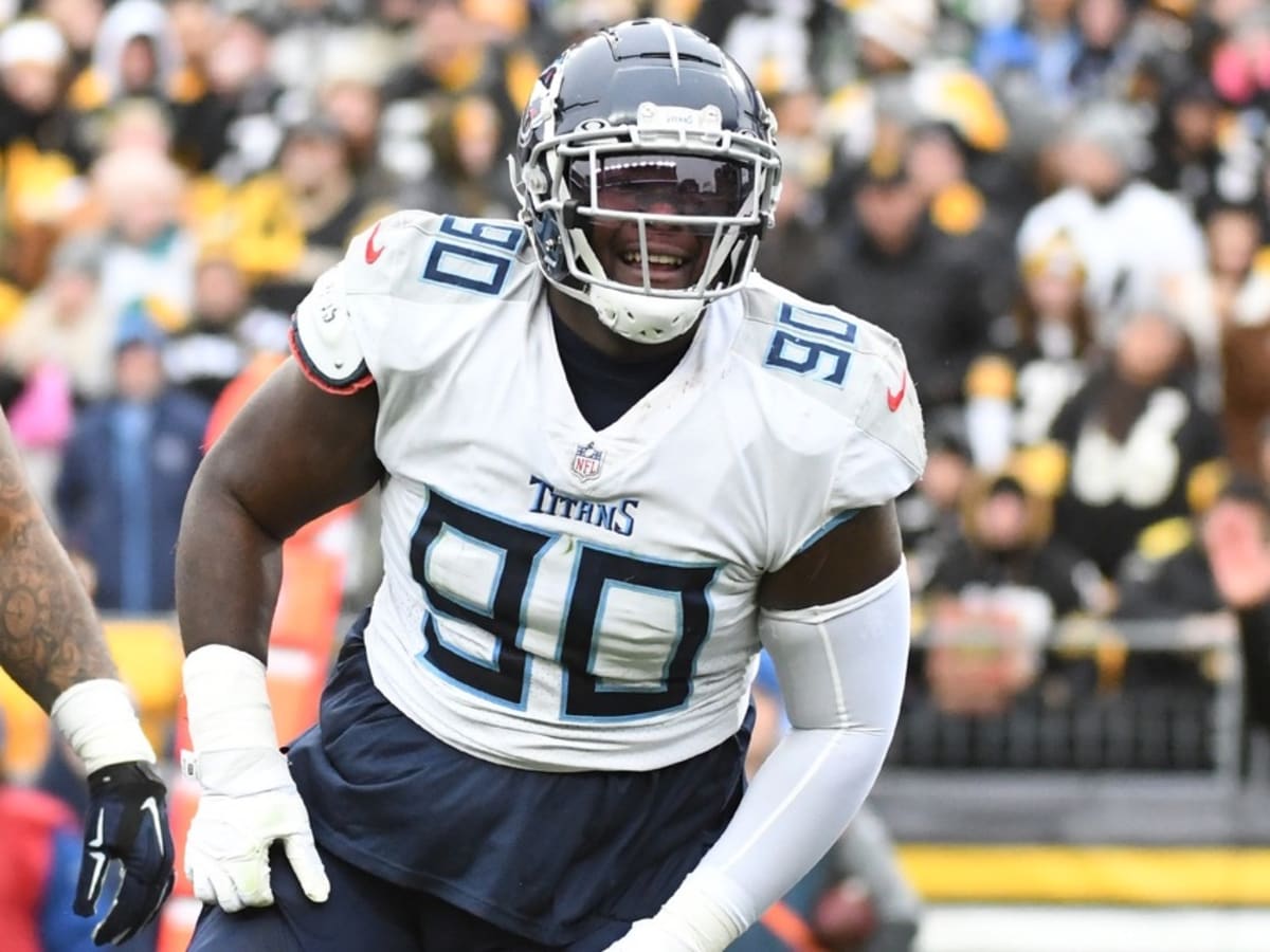 Tennessee Titans: Naquan Jones Hustles to Establish Himself