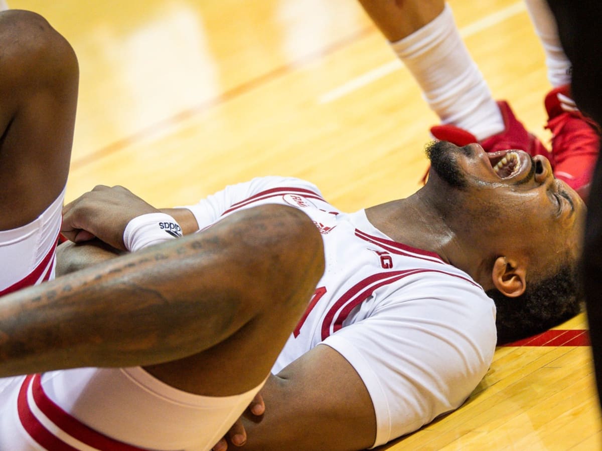 COLUMN: Indiana basketball was a sinking ship. Johnson has it