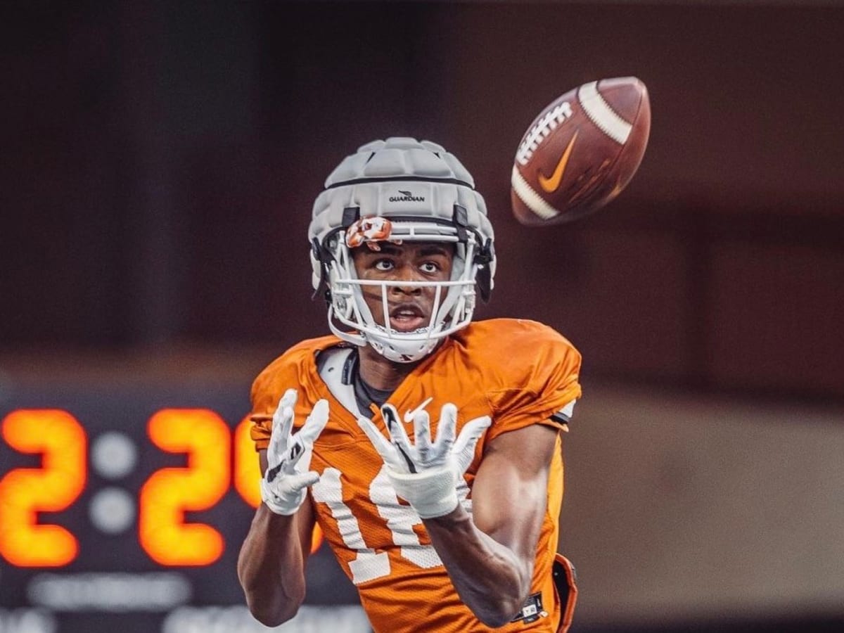 Texas adds another weapon in Wyoming transfer, former Arlington Lamar  receiver Isaiah Neyor