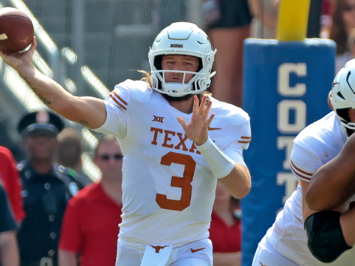 College Football Score Predictions: Bet Under for Texas-Kansas