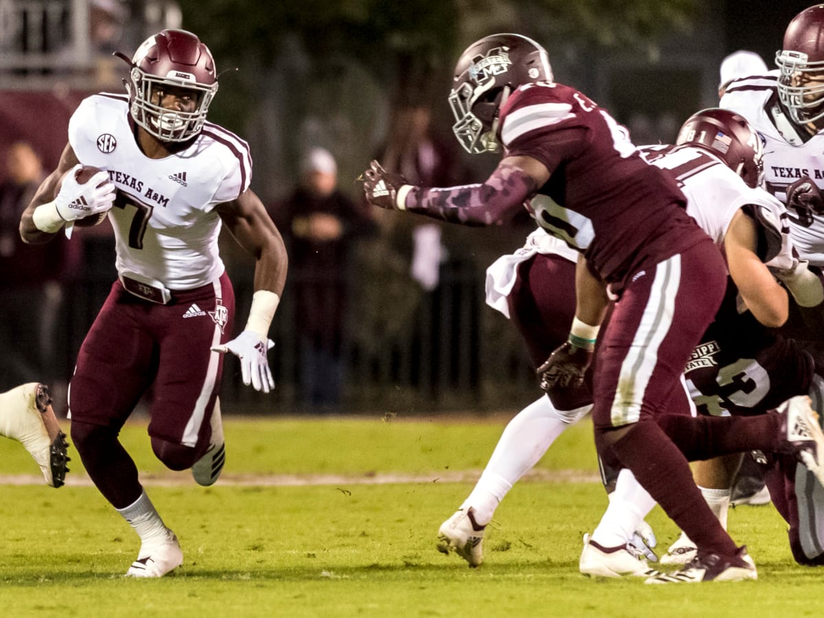 Texas A&M loses running back Jashaun Corbin for the season