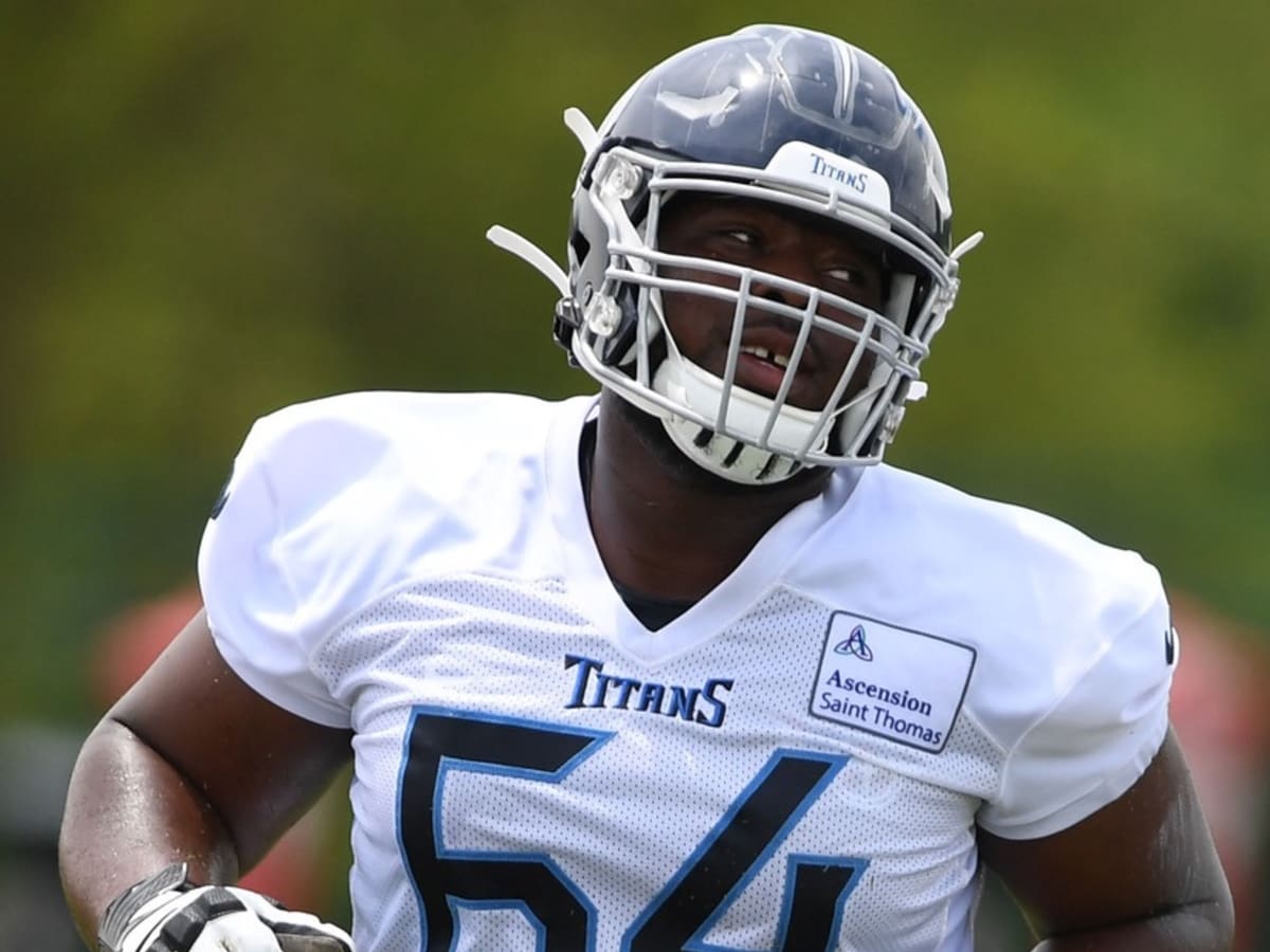 What can Tennessee Titans rookie Nate Davis do to help offensive