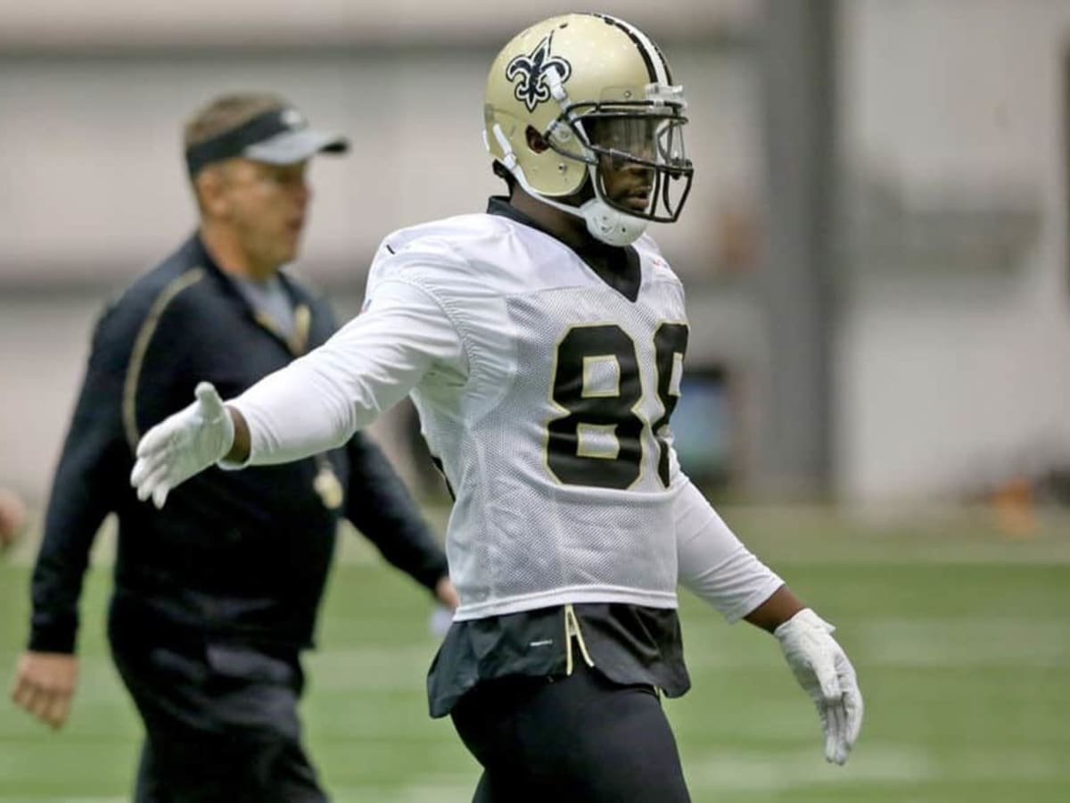 Saints fans react to Dez Bryant injury