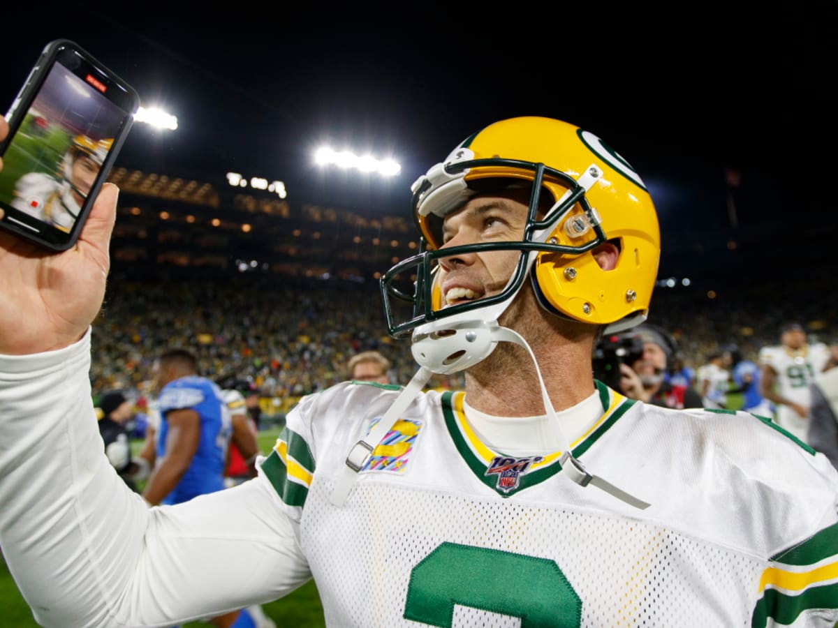 Mason Crosby won the Packers game, then did a Lambeau Leap