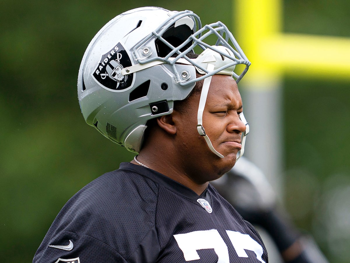 trent brown helmet