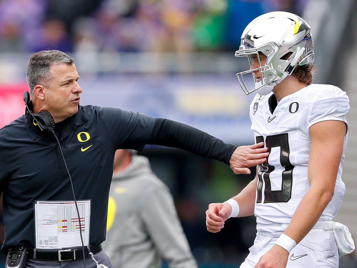 Justin Herbert happy about the Oregon Ducks moving to the Big 10, sad about  the demise of the Pac-12 