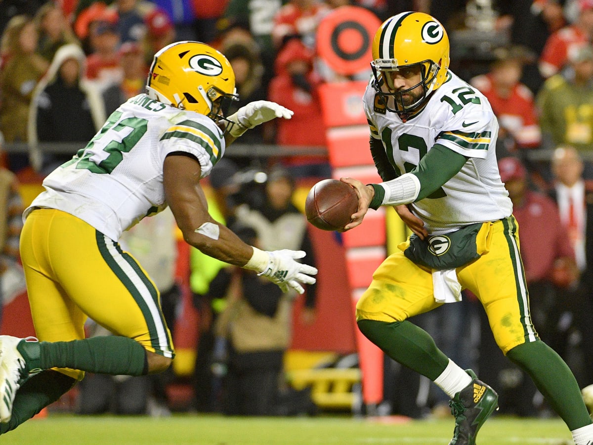 Aaron Rodgers in the building for Sunday Night Football vs. Chiefs