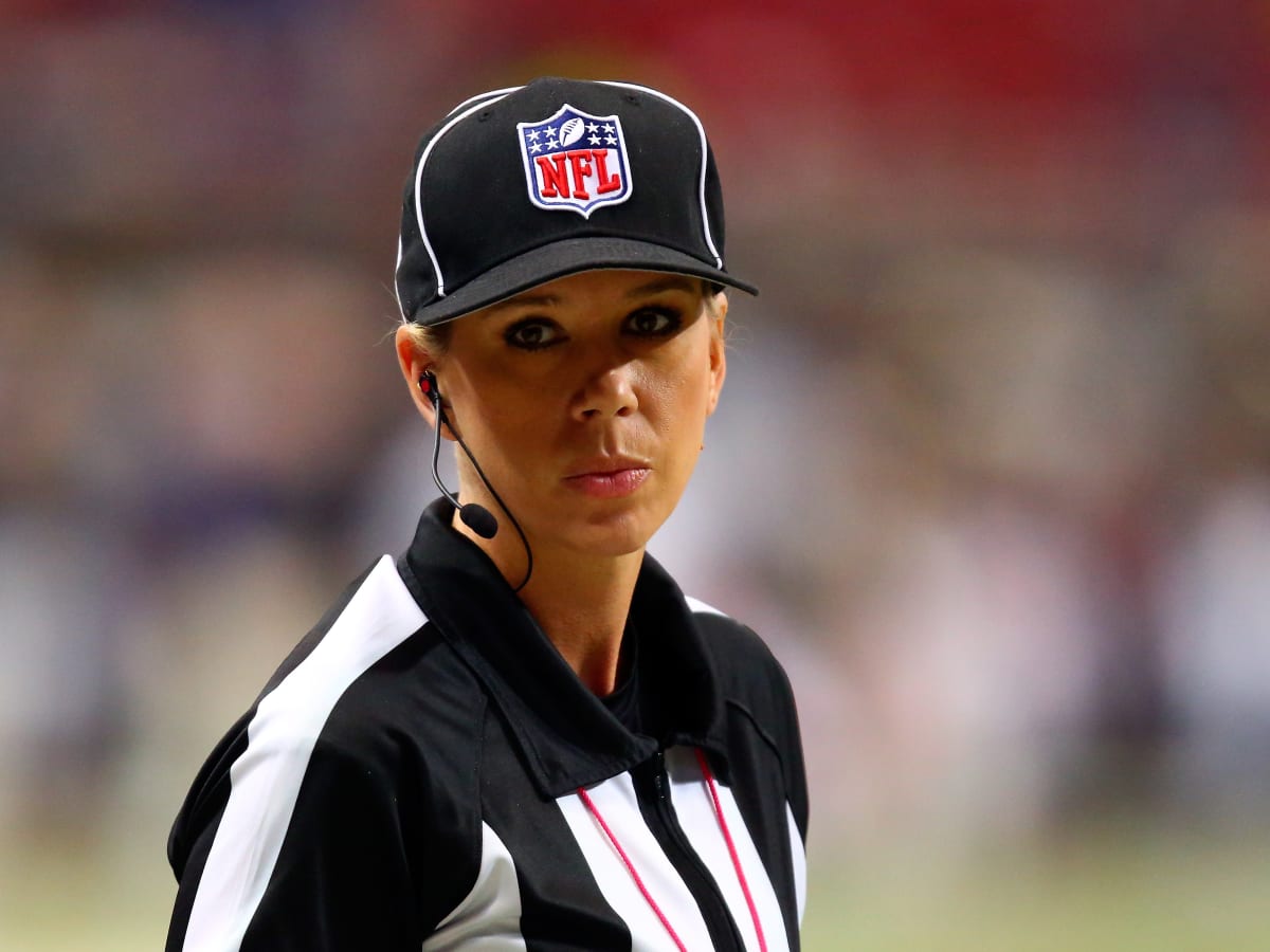 Sarah Thomas to become first woman to officate NFL playoff game - Sports  Illustrated