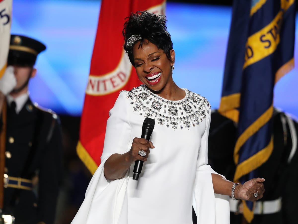 Gladys Knight National Anthem: Sportsbook split on over/under result -  Sports Illustrated