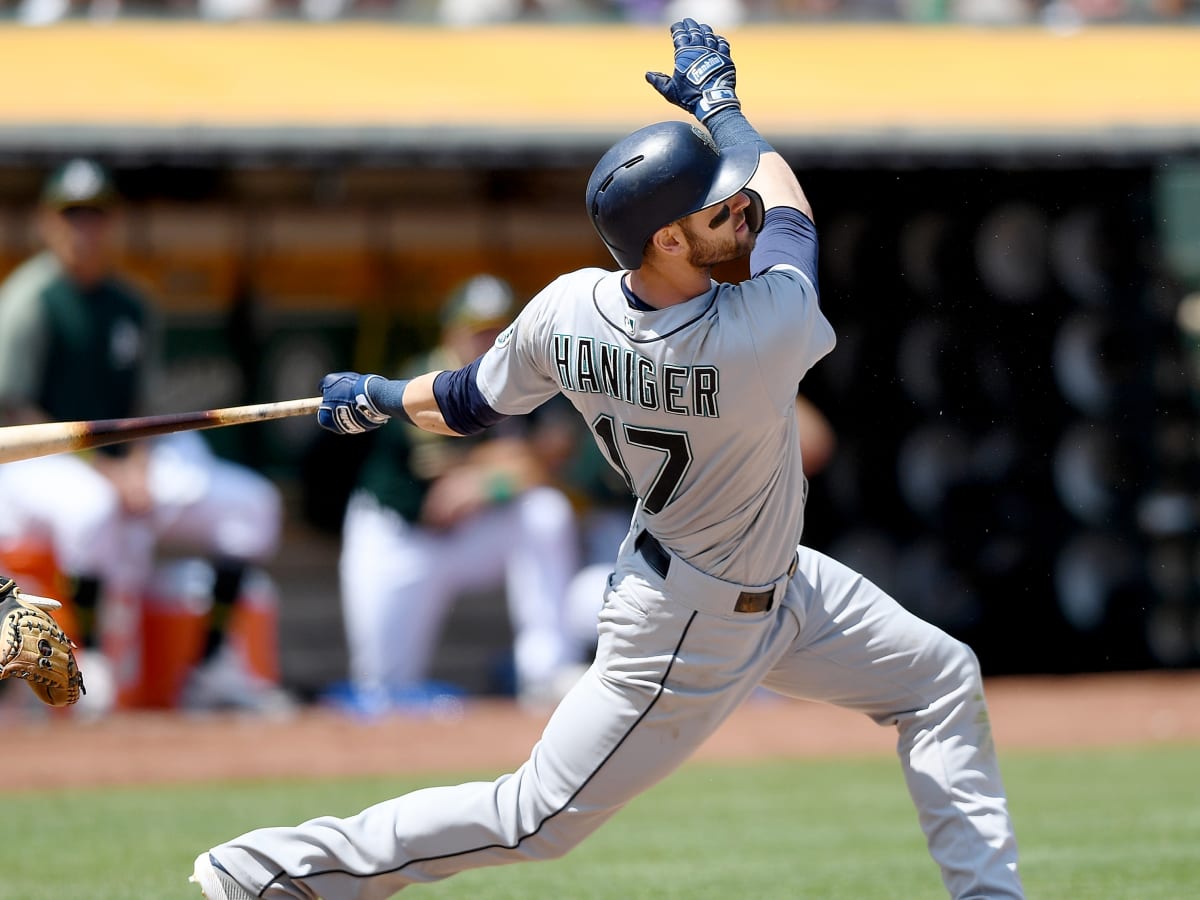 Mike Zunino hits year's 1st homer after son's birth