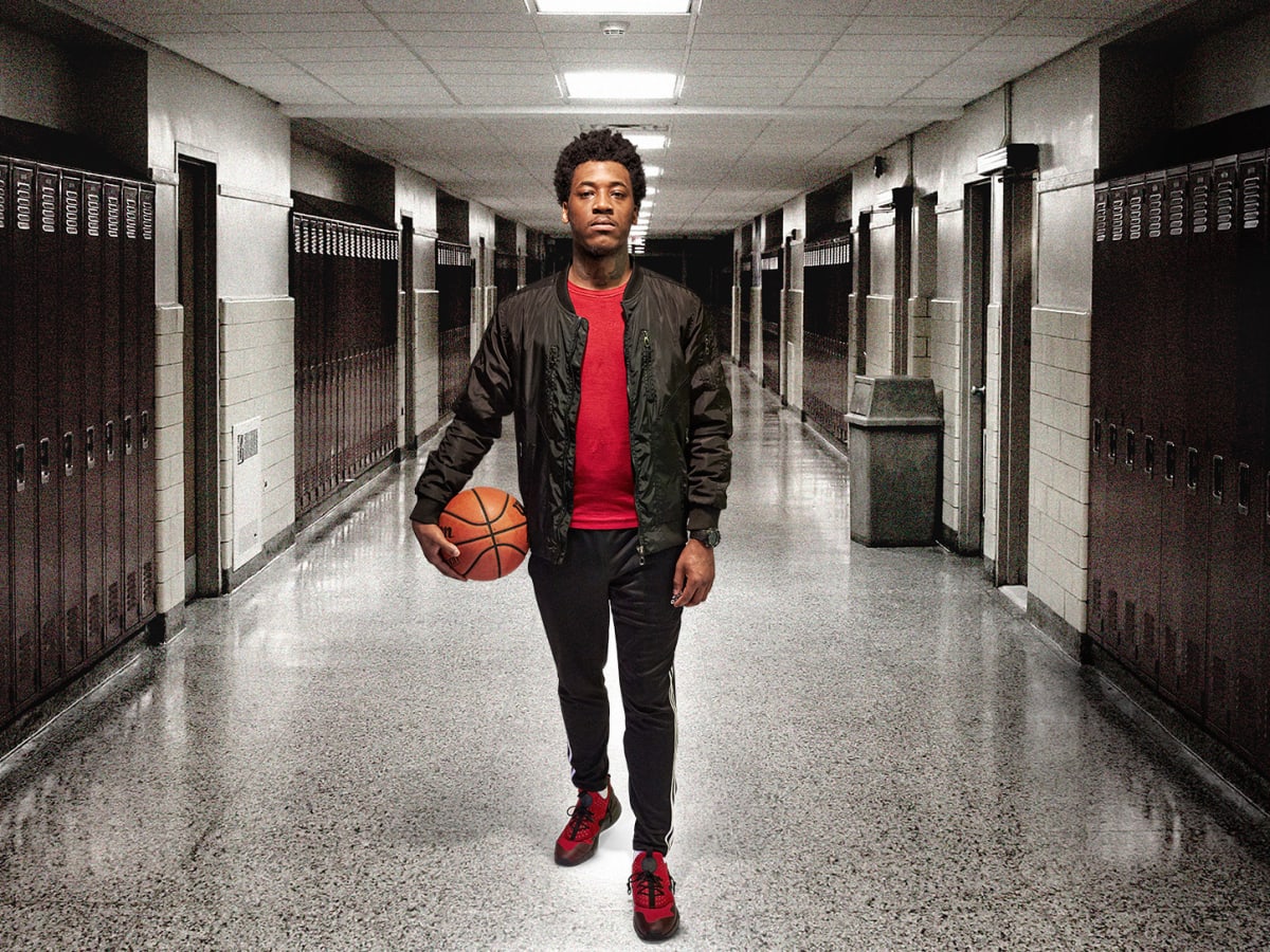 The Ballers Look & How To Style Your Varsity Shirt?
