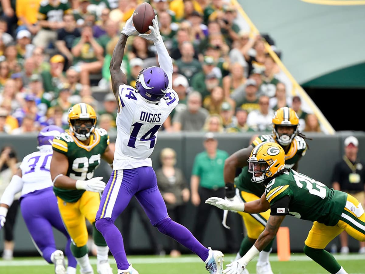 Here's how experts saw the offensive pass interference call on the Vikings  against Packers