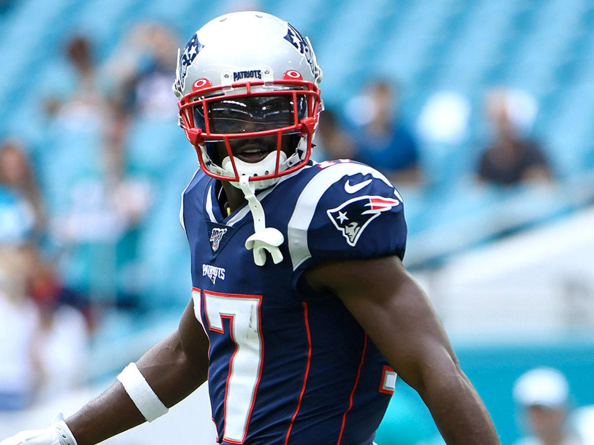 Antonio Brown cut by the Patriots - Los Angeles Times