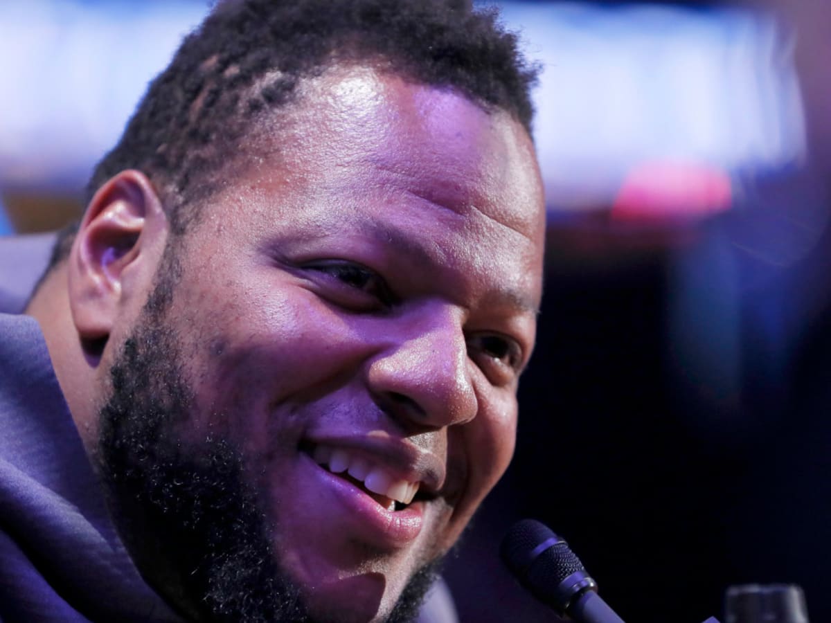 Donald, Suh ready to pressure Brady