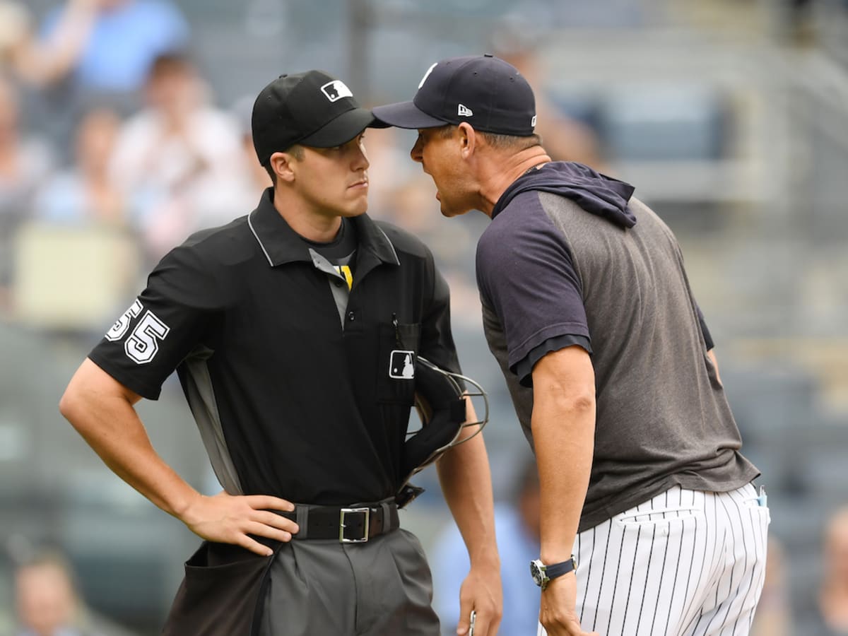 Yankees' Aaron Boone suspended 1 game by MLB for conduct toward umpires