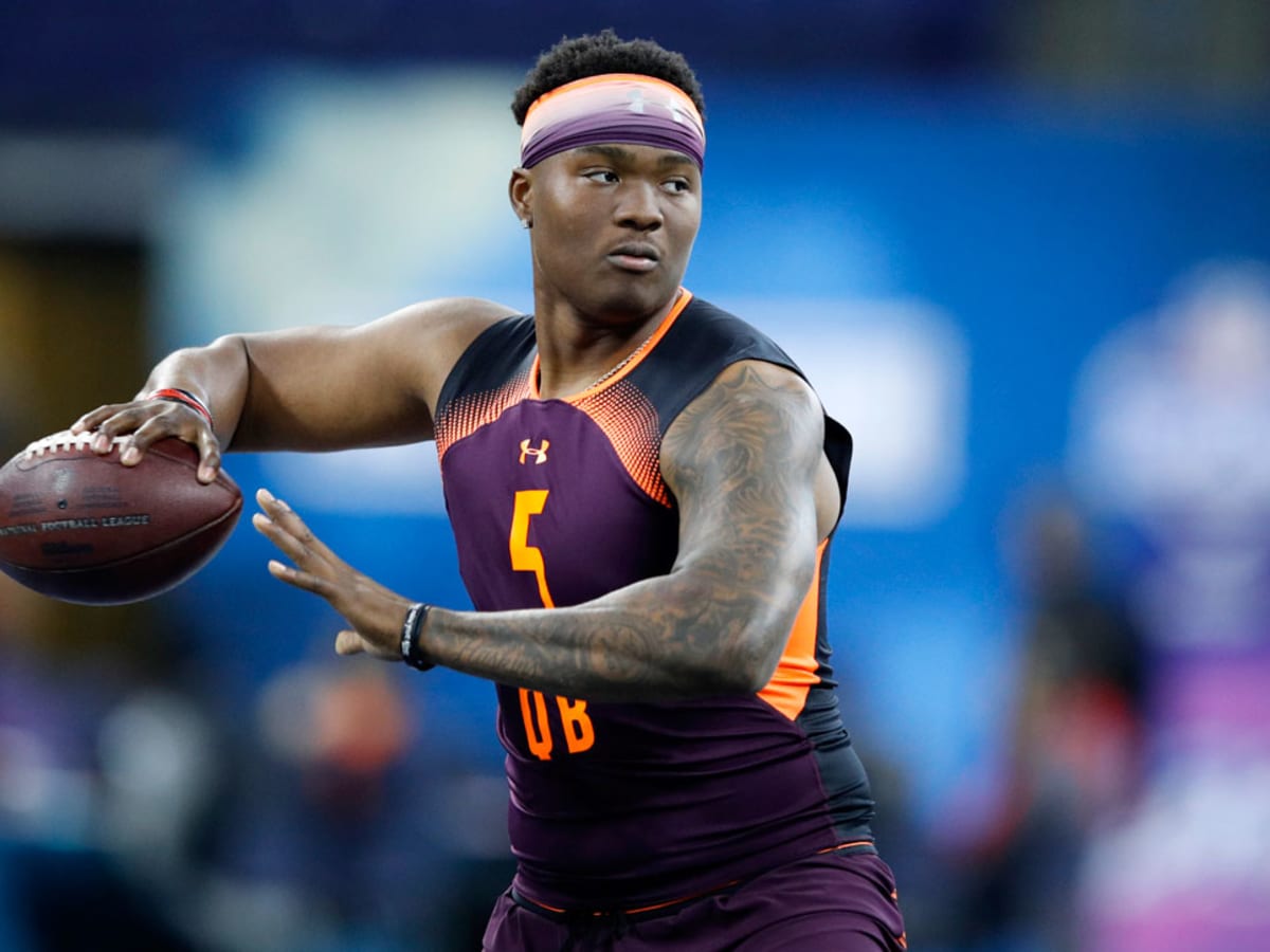 Cleveland, Ohio, USA. 08th August, 2019. Washington Redskins quarterback  Dwayne Haskins (7) at the NFL Preseason Week 1 football game between the Washington  Redskins and the Cleveland Browns at First Energy Stadium