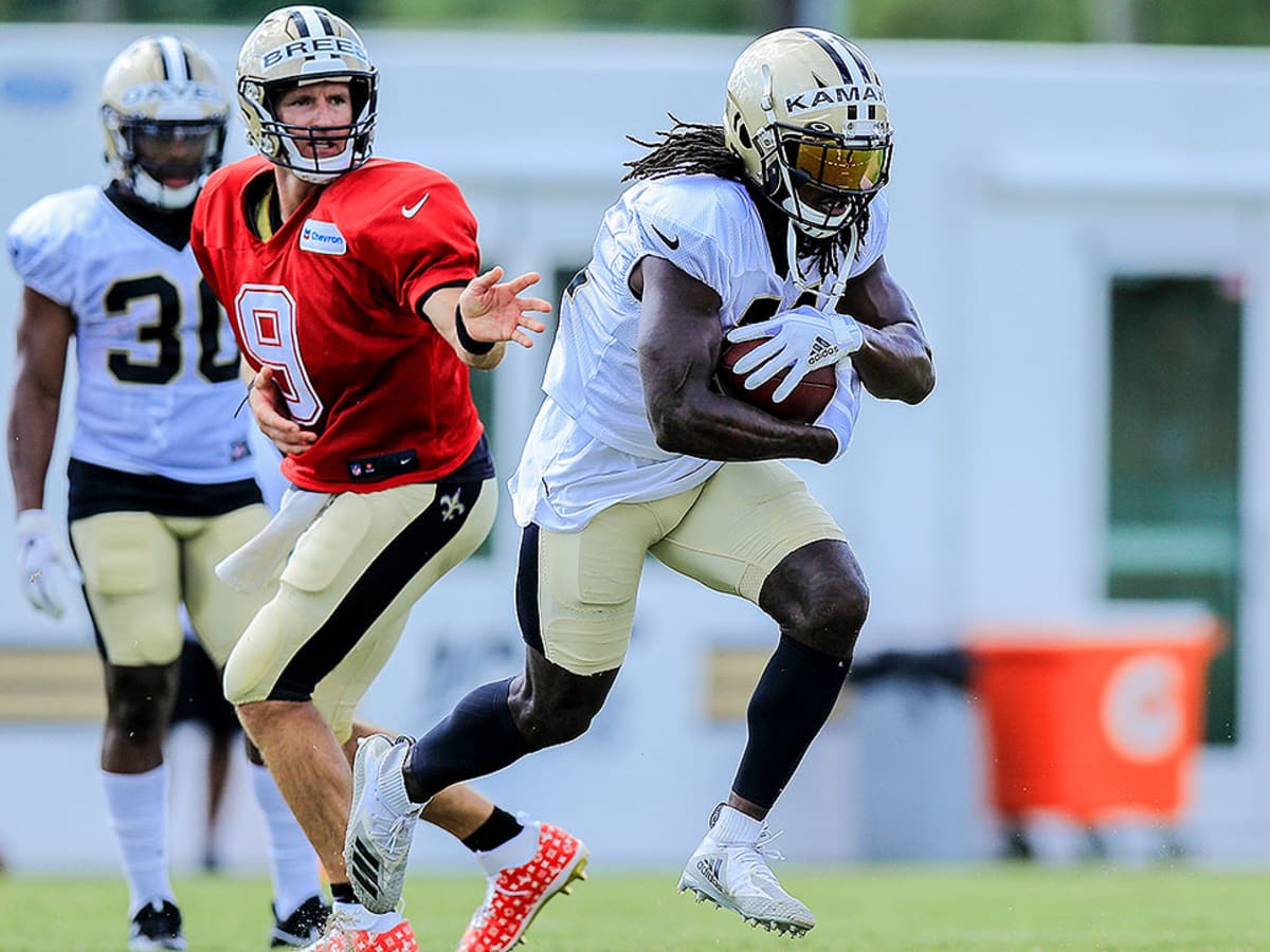 Alvin Kamara has a bounce-back game for the ages in win vs Raiders