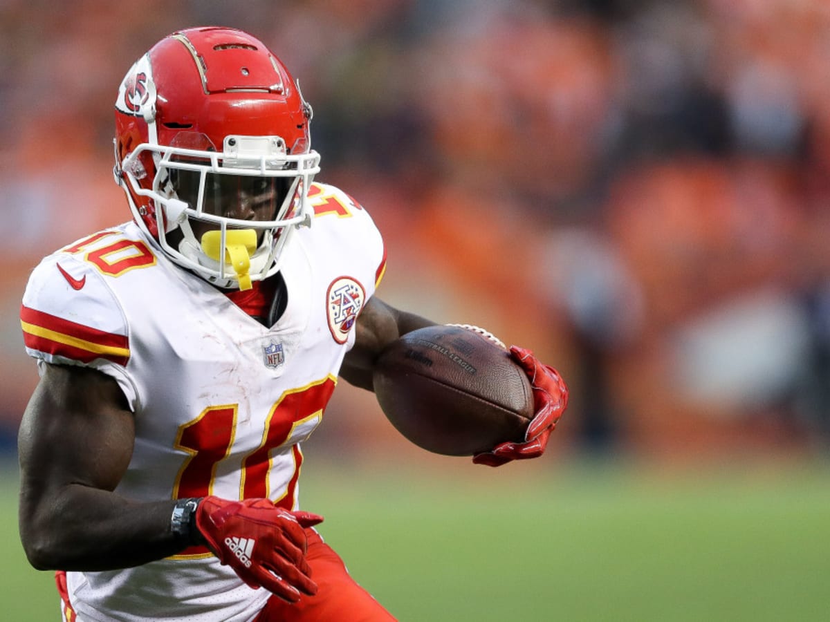 Wide Receiver Tyreek Hill, Kansas City Chiefs' Offense Troubled By Tampa  Bay Buccaneers in Super Bowl LV - Sports Illustrated Kansas City Chiefs  News, Analysis and More