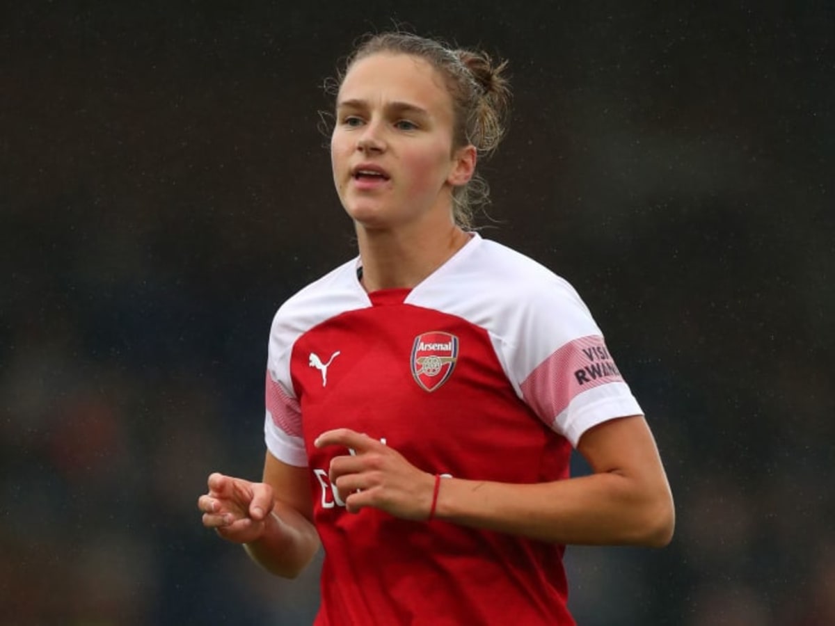 Vivianne Miedema Honoured to Win Player of the Year as Stanway