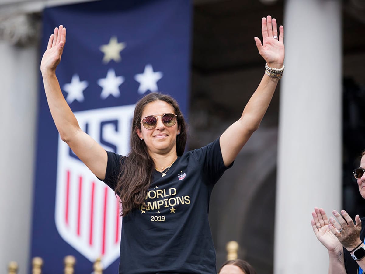 Watch Carli Lloyd Kick A 55-Yard Field Goal At An NFL Practice