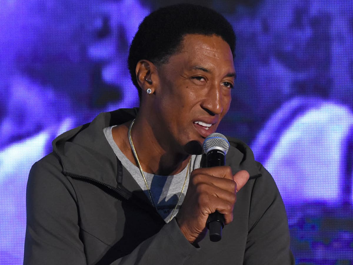 pippen says lebron is better than jordan