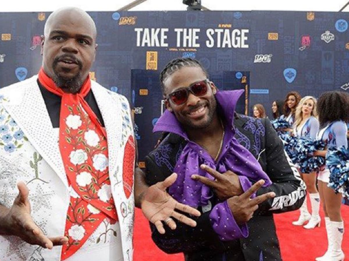 2019 NFL draft: DeAngelo Williams, Vince Wilfork wore absurd outfits -  Sports Illustrated