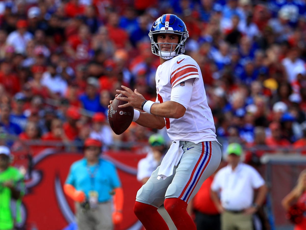 Giants vs. Buccaneers final score, results: Buccaneers cruise past Giants,  Daniel Jones throws two interceptions